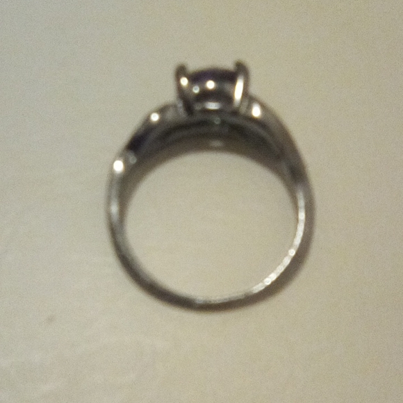 Ring - Picture 8 of 13